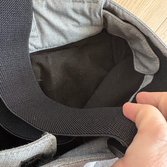 Women’s Avalanche Gray Ski Bibs NWOT - Picture 7 of 8